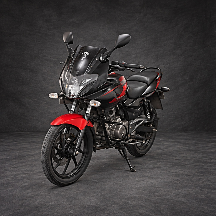 TVS Apache RTR 200 4V front-left view