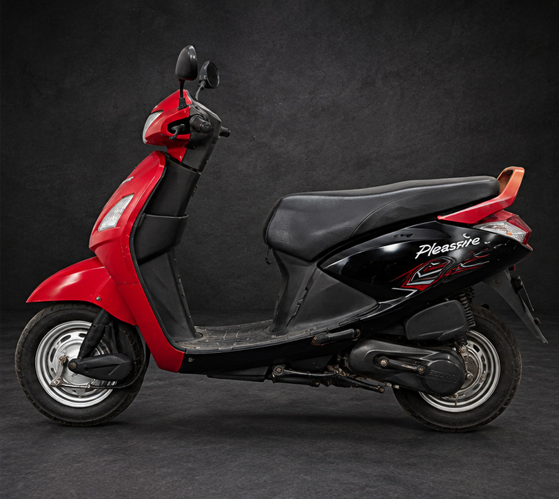 Hero Honda Pleasure view 2