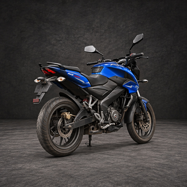 Bajaj Pulsar NS200 view 3